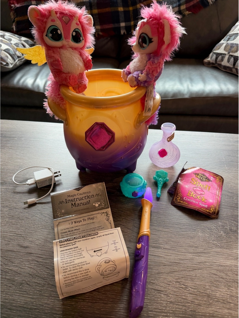 Magic Mixies Magical Misting Cauldron 2 Plush Wand Spell Book Accessories Moose